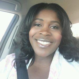 Meet your Posher, Charmaine